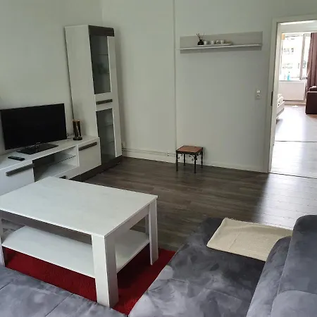 Alles Neu Nach Komplettsanierung In Direkter Naehe Zum Suedstrand Wilhelmshaven