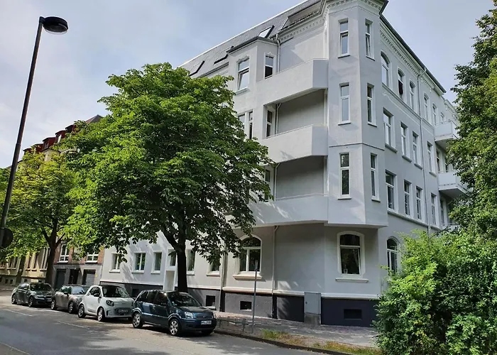 Alles Neu Nach Komplettsanierung In Direkter Naehe Zum Suedstrand Apartman *